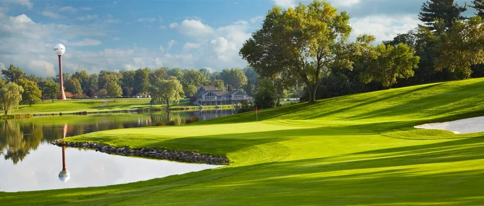 FirestoneCountryClub-Akron-OH-hole16North-960x410_rotatingGalleryFront.webp